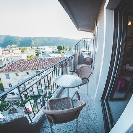 Aktaion Hotel Igoumenitsa Exteriör bild
